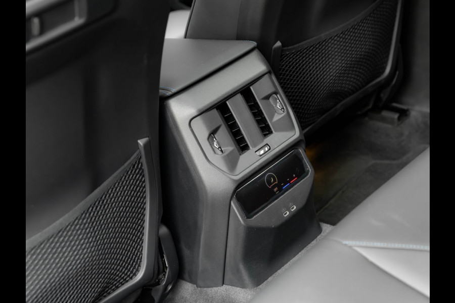 BMW X3 30e xDrive M-Sport Pro - Pano - Trekhaak - Stuurwiel Verwarmd