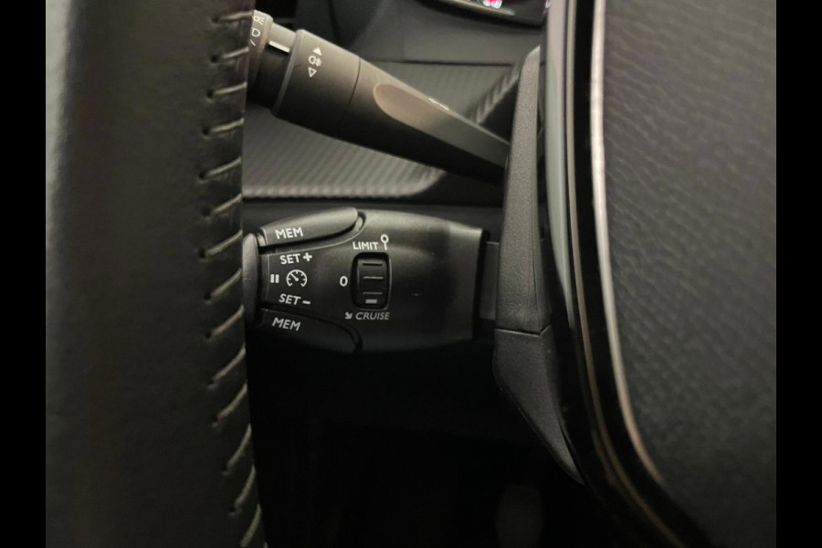 Peugeot 208 1.2 PureTech Allure AIRCO CLIMA NAVI VIA APP BLUETOOTH CRUISE VELGEN PRIVACY APPLE CARPLAY ZEER NETTE AUTO
