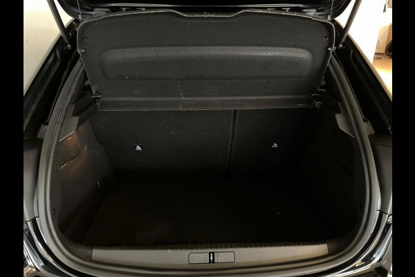 Peugeot 208 1.2 PureTech Allure AIRCO CLIMA NAVI VIA APP BLUETOOTH CRUISE VELGEN PRIVACY APPLE CARPLAY ZEER NETTE AUTO