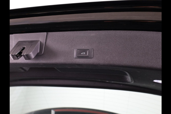 Audi e-tron 50 quattro edition 71 kWh 313 pk | SoH 99% | Navigatie | Trekhaak (afneembaar) | Parkeersensoren | Luchtvering |