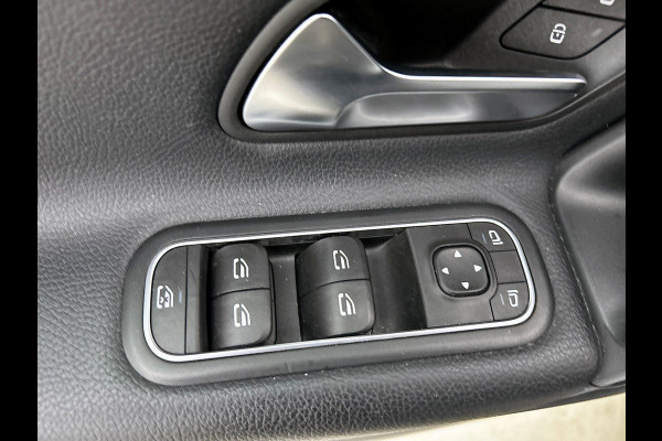 Mercedes-Benz A-Klasse 200 NAVI | CRUISE | 18” AMG | STOELVERWARMING