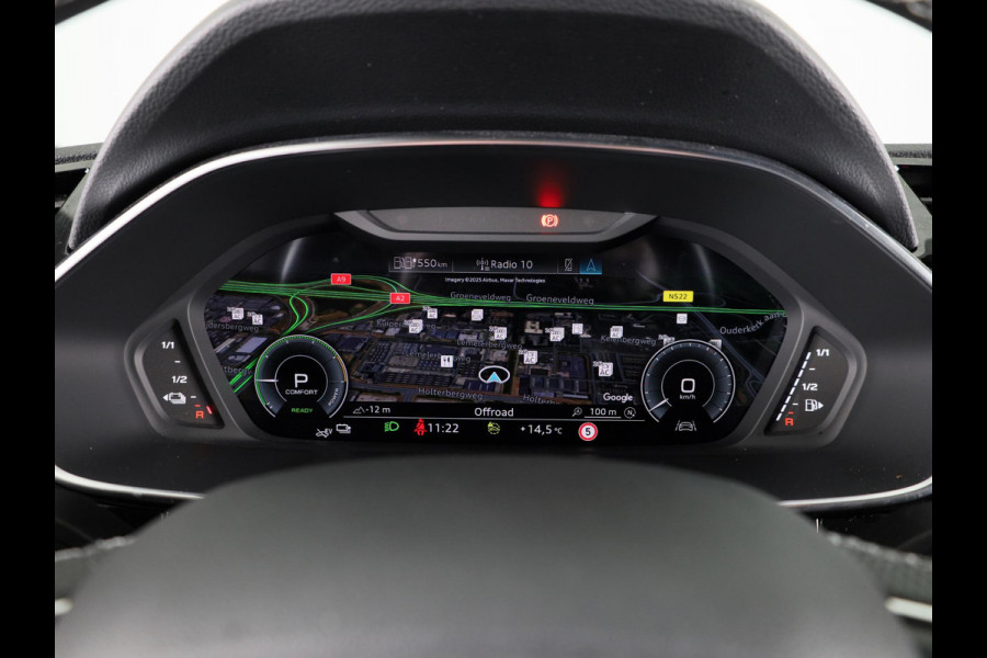 Audi Q3 45 TFSI e S edition 245pk | Navigatie | Stoelverwarming | 19 inch lichtmetalen velgen | 3 spaak afgevlakt stuurwiel