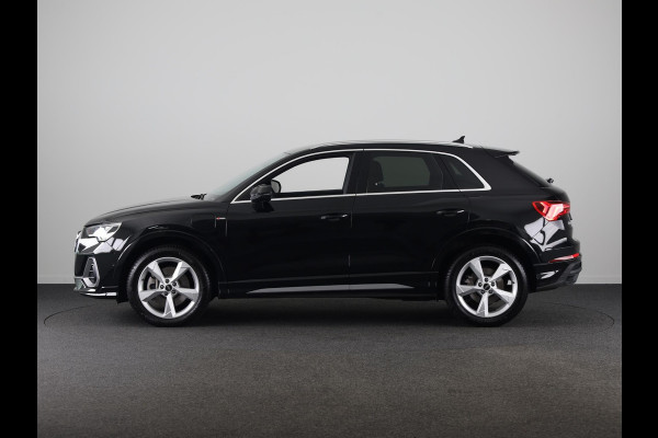 Audi Q3 45 TFSI e S edition 245pk | Navigatie | Stoelverwarming | 19 inch lichtmetalen velgen | 3 spaak afgevlakt stuurwiel