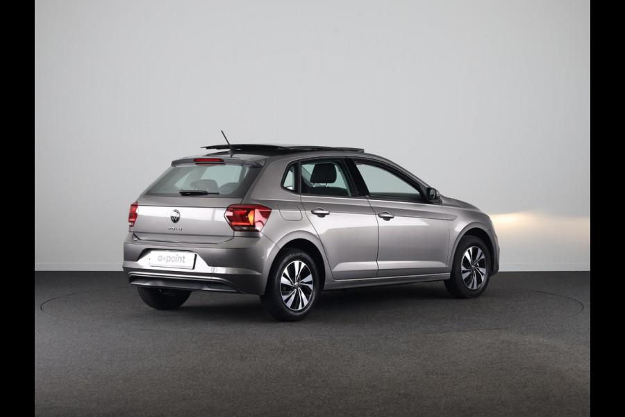 Volkswagen Polo 1.0 TSI Comfortline 95 PK DSG | Navigatie | Panorama dak | Parkeersensoren voor en achter | LM velgen |