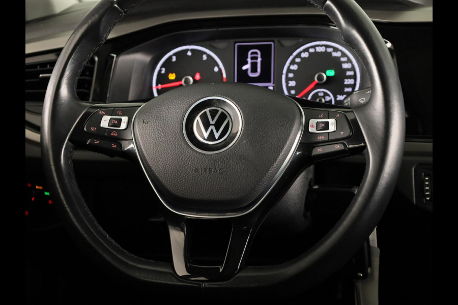 Volkswagen Polo 1.0 TSI Comfortline 95 PK DSG | Navigatie | Panorama dak | Parkeersensoren voor en achter | LM velgen |