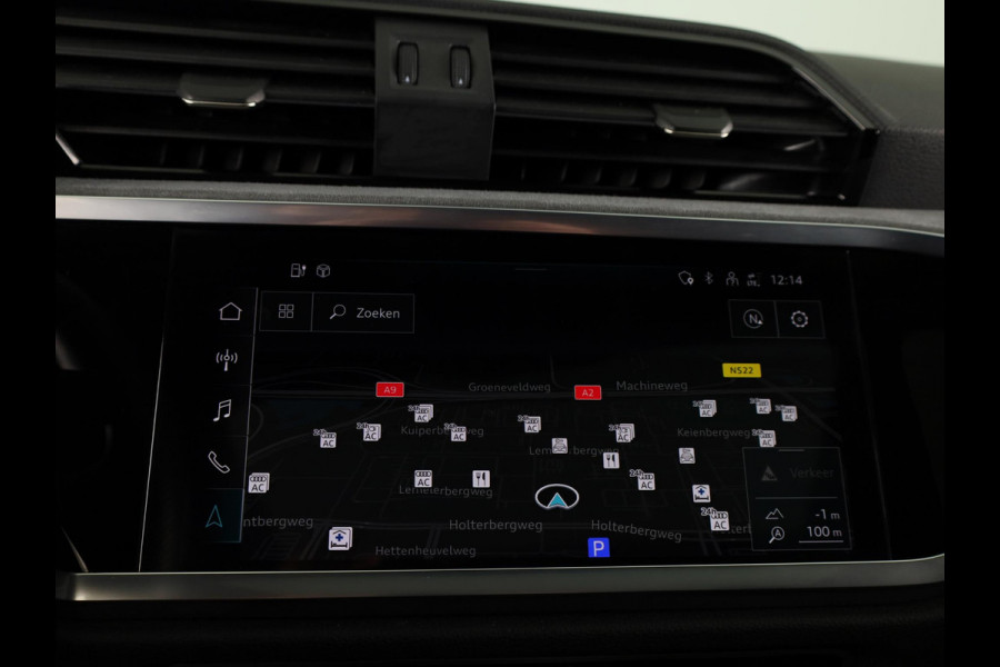 Audi Q3 Sportback 45 TFSI e S Edition 245 pk S-tronic | Navigatie | Panoramadak | Parkeersensoren | Adaptieve cruise control | S-Line