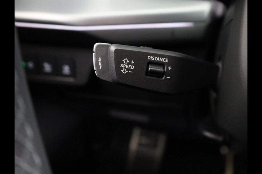 Audi Q3 Sportback S edition e-hybrid 272 pk | Techniek pakket pro | MMI experience pro | OLED achterlichten | Lederen interieur |