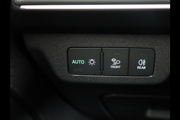 Audi Q3 Sportback S edition e-hybrid 272 pk | Techniek pakket pro | MMI experience pro | OLED achterlichten | Lederen interieur |