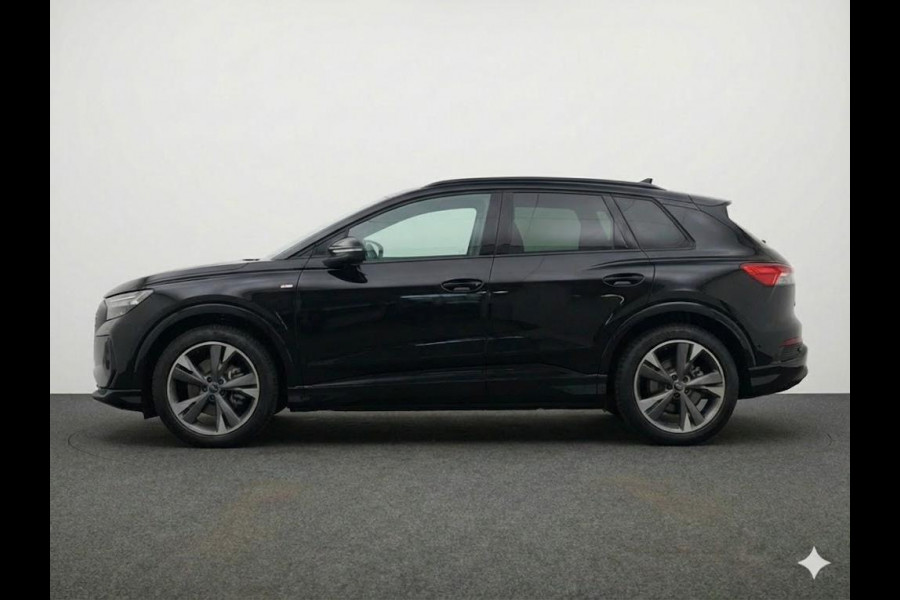 Audi Q4 e-tron 45 quattro S Edition 82 kWh 286pk | Privé lease v.a € 908,- |  Panoramadak | Elektrisch verstelbare stoelen | 20 inch Lichtmetalen velgen | Adaptieve cruise controle