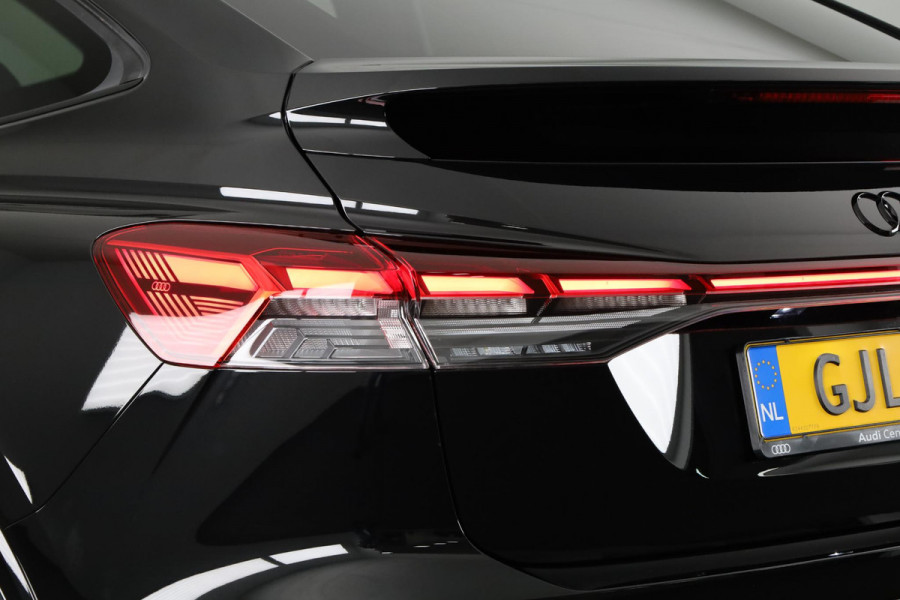 Audi Q4 Sportback e-tron 45 quattro S Edition 82 kWh 286pk | Panoramadak | lederen bekleding | SONOS premium Audio | Parkeercamera|
