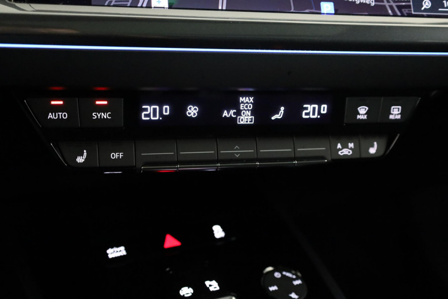 Audi Q4 Sportback e-tron 45 quattro S Edition 82 kWh 286pk | Panoramadak | lederen bekleding | SONOS premium Audio | Parkeercamera|