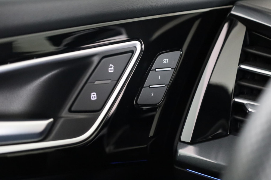 Audi Q4 Sportback e-tron 45 quattro S Edition 82 kWh 286pk | Panoramadak | lederen bekleding | SONOS premium Audio | Parkeercamera|