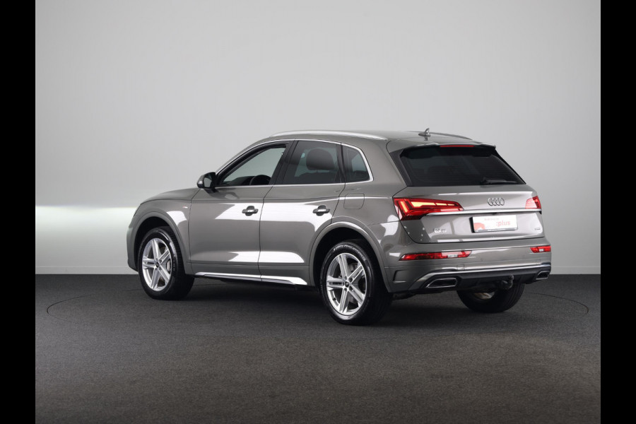 Audi Q5 50 TFSI e S edition 299 pk S-tronic | Navigatie | Parkeersensoren | Achteruitrijcamera | Autom. airco (3 zones) |