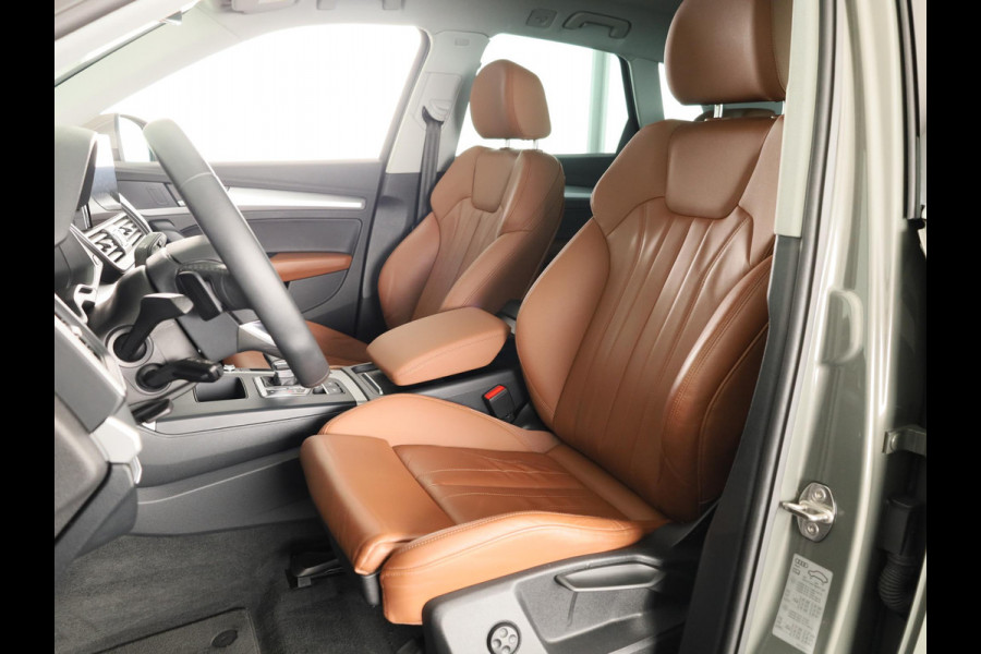 Audi Q5 50 TFSI e S edition 299 pk S-tronic | Navigatie | Parkeersensoren | Achteruitrijcamera | Autom. airco (3 zones) |