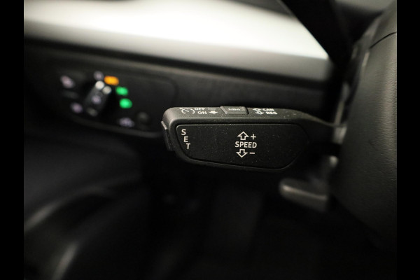 Audi Q5 50 TFSI e S edition 299 pk S-tronic | Navigatie | Parkeersensoren | Achteruitrijcamera | Autom. airco (3 zones) |