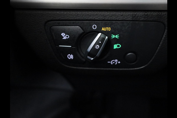 Audi Q5 Sportback 50 TFSI e S edition 299pk | Navigatie | Adaptieve cruise controle | Trekhaak | 20 inch Audi Sport velgen | Parkeercamera