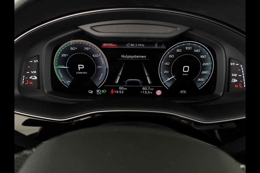 Audi Q8 60 TFSI e quattro Pro Line S Competition 490 PK | Panoramadak | Vier wiel besturen | Exclusive lak | Stoel ventilatie | Verlengde garantie |