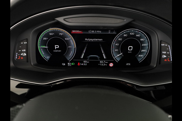 Audi Q8 60 TFSI e quattro Pro Line S Competition 490 PK | Panoramadak | Vier wiel besturen | Exclusive lak | Stoel ventilatie | Verlengde garantie |