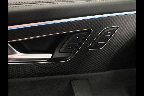 Audi Q8 60 TFSI e quattro Pro Line S Competition 490 PK | Panoramadak | Vier wiel besturen | Exclusive lak | Stoel ventilatie | Verlengde garantie |