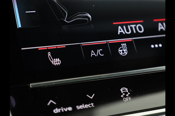 Audi Q8 55 TFSI e quattro Pro Line S 394pk | Panoramadak | Lederen bekleding | Head Up Display | Luchtvering | Trekhaak