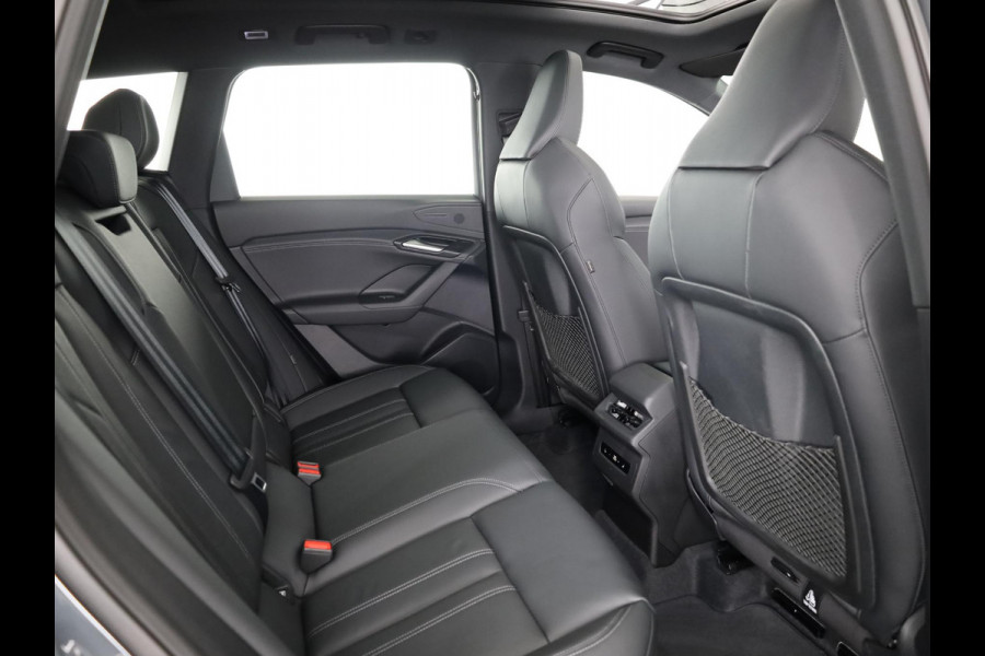 Audi Q6 e-tron S edition 83 kWh | 360 Camera | Panoramadak | Bijrijdersscherm | Privacy Glass | Alarm klasse 5 |