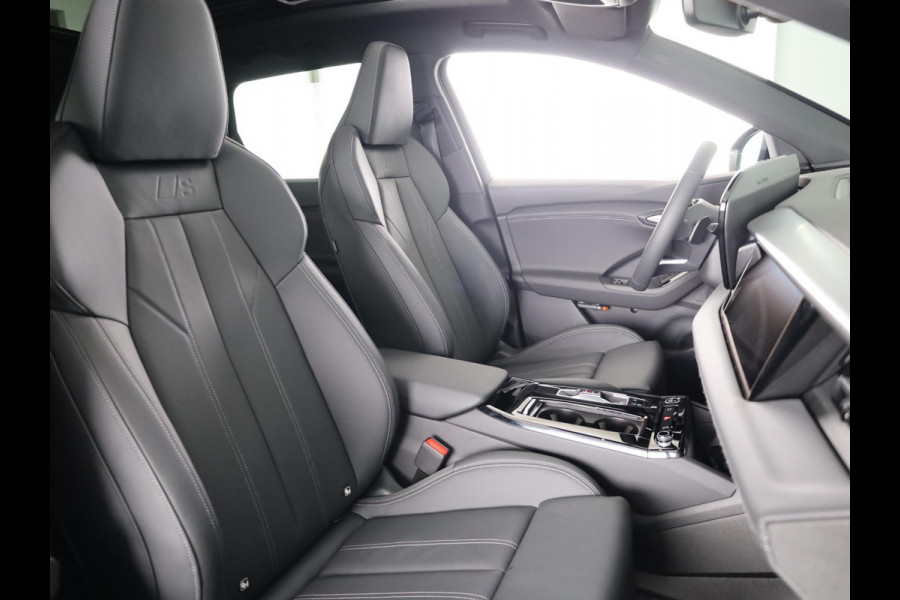 Audi Q6 e-tron S edition 83 kWh | 360 Camera | Panoramadak | Bijrijdersscherm | Privacy Glass | Alarm klasse 5 |