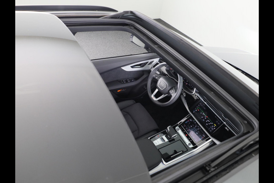 Audi Q7 55 TFSI e quattro Pro Line S 394pk | Panoramadak | Adaptive cruisecontrol |  B&O soundsysteem | Optiekpakket zwart Plus | Privacy Glass | Trekhaak