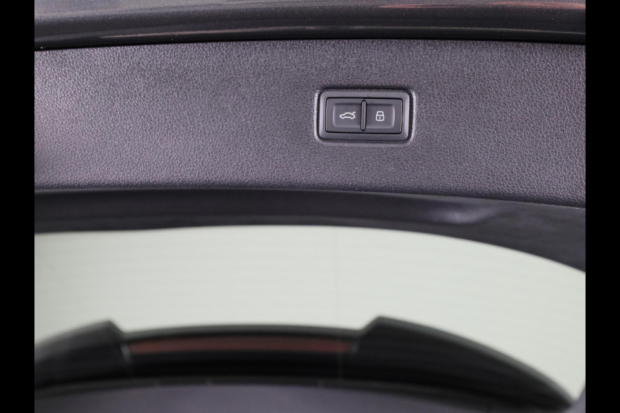 Audi Q7 55 TFSI e quattro Pro Line S 394pk | Panoramadak | Adaptive cruisecontrol |  B&O soundsysteem | Optiekpakket zwart Plus | Privacy Glass | Trekhaak