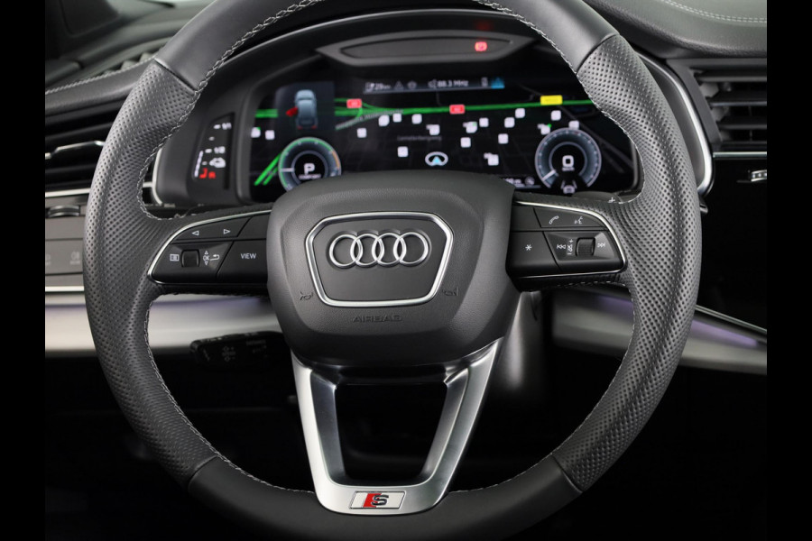 Audi Q7 55 TFSI e quattro Pro Line S 394pk | Panoramadak | Adaptive cruisecontrol |  B&O soundsysteem | Optiekpakket zwart Plus | Privacy Glass | Trekhaak
