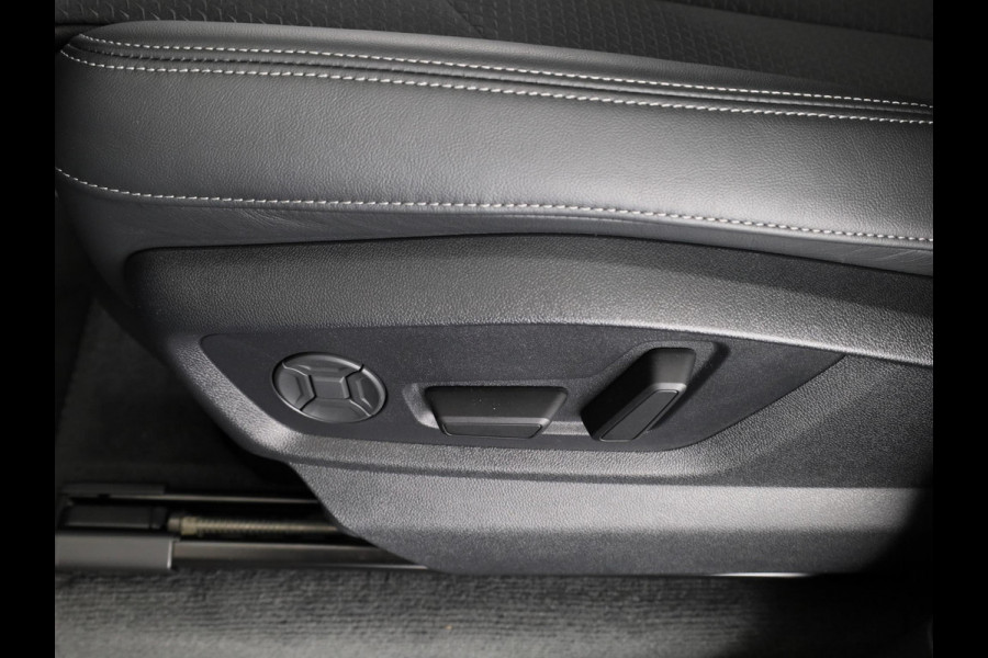 Audi Q7 55 TFSI e quattro Pro Line S 394pk | Panoramadak | Adaptive cruisecontrol |  B&O soundsysteem | Optiekpakket zwart Plus | Privacy Glass | Trekhaak