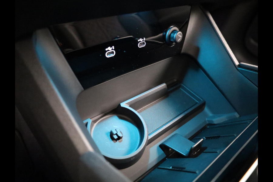 Audi SQ6 e-tron quattro 100 kWh 490pk | Panoramadak | B&O Audio | Electrisch verstelbare voorstoelen + geheugen bestuurderstoel | MMI Experience Pro