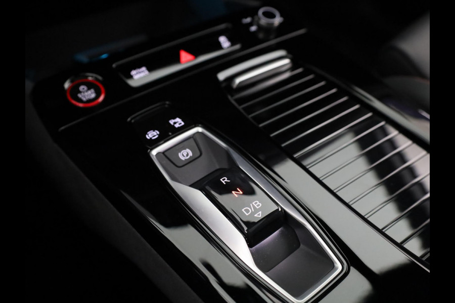 Audi SQ6 e-tron quattro 100 kWh 490pk | Panoramadak | B&O Audio | Electrisch verstelbare voorstoelen + geheugen bestuurderstoel | MMI Experience Pro