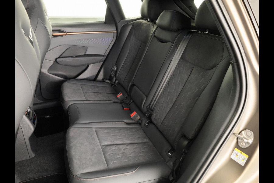 CUPRA Terramar 1.5 TSI e-Hybrid Business 204PK | Trekhaak | Matte Lak | Sennheiser | Elektrisch Verstelbare Voorstoelen | 360 Camera |