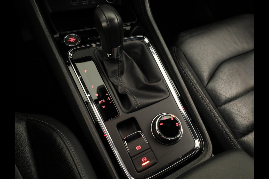 Seat Ateca 1.5 TSI Xcellence Business Intense 150pk | Lederen bekleding | 360° Camera | Apple Carplay | Verwarmbare voorruit | Virtual Cockpit | Keyless Entry