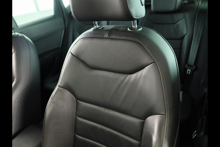 Seat Ateca 1.5 TSI Xcellence Business Intense 150pk | Lederen bekleding | 360° Camera | Apple Carplay | Verwarmbare voorruit | Virtual Cockpit | Keyless Entry