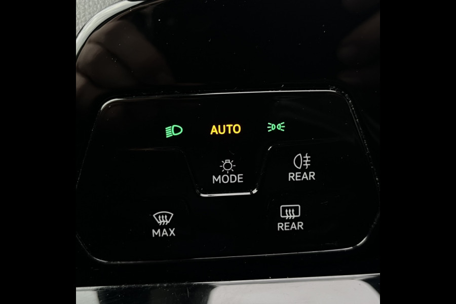 Volkswagen Golf 1.0 TSI Golf, CRUISE! CLIMATE! PDC!