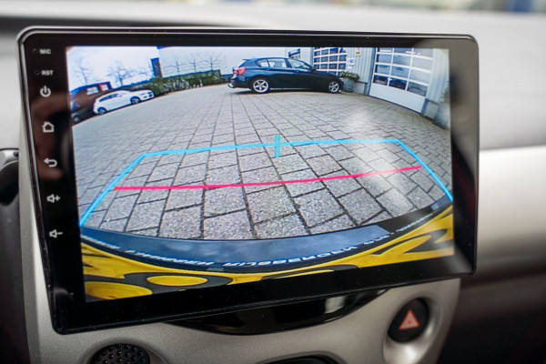 Toyota Aygo 1.0 VVT-i x-Nav | Prijs rijklaar incl. 12 mnd garantie | Bluetooth Usb Camera Airco