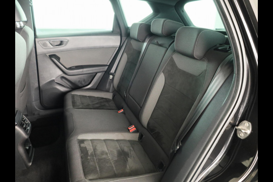 Seat Ateca 1.4 EcoTSI FR Business Intense 150pk Automaat | Navigatie | Parkeercamera | Verwarmbare
