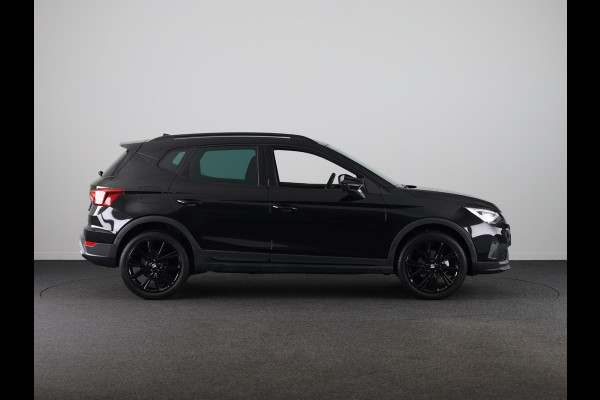 Seat Arona FR Business Connect 1.0 TSI 95 pk 5 versn. Hand | Black pack | Adaptive Cruise | Parkeercamera | |18 inch | Stoelverwarming | Carplay