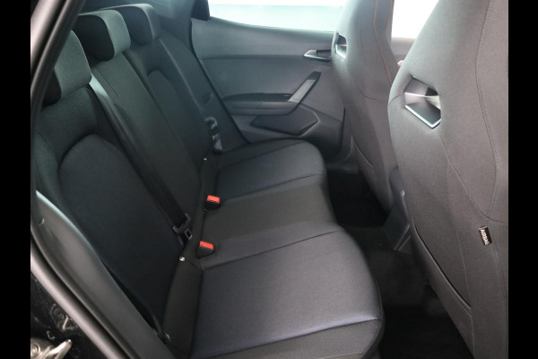 Seat Arona FR Business Connect 1.0 TSI 95 pk 5 versn. Hand | Black pack | Adaptive Cruise | Parkeercamera | |18 inch | Stoelverwarming | Carplay