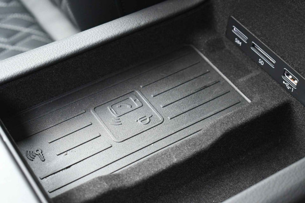 Audi A6 Avant 55 TFSI e quattro Competition Pano HUD ACC 360 Trekh Adp-demping