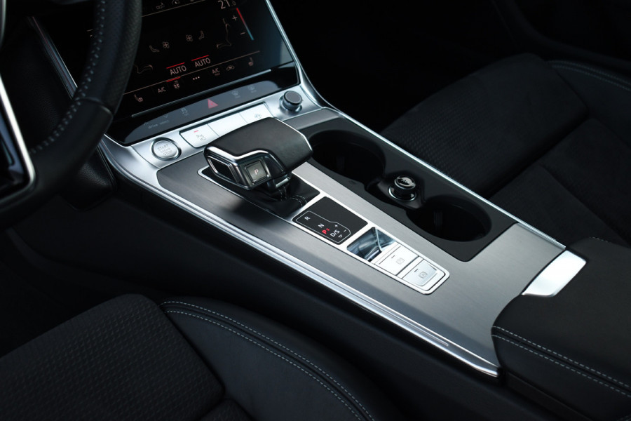 Audi A6 Avant 55 TFSI e quattro Competition Pano HUD ACC 360 Trekh Adp-demping