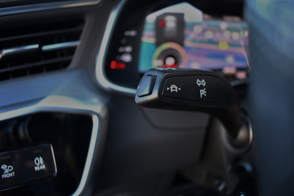 Audi A6 Avant 55 TFSI e quattro Competition Pano HUD ACC 360 Trekh Adp-demping