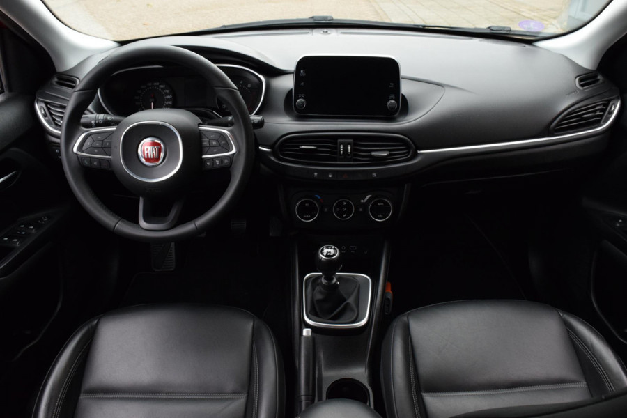 Fiat Tipo Stationwagon 1.4 T-Jet 16v Bus. Lusso|Leer|Nav|Trekhaak