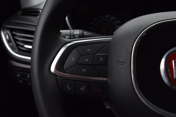 Fiat Tipo Stationwagon 1.4 T-Jet 16v Bus. Lusso|Leer|Nav|Trekhaak