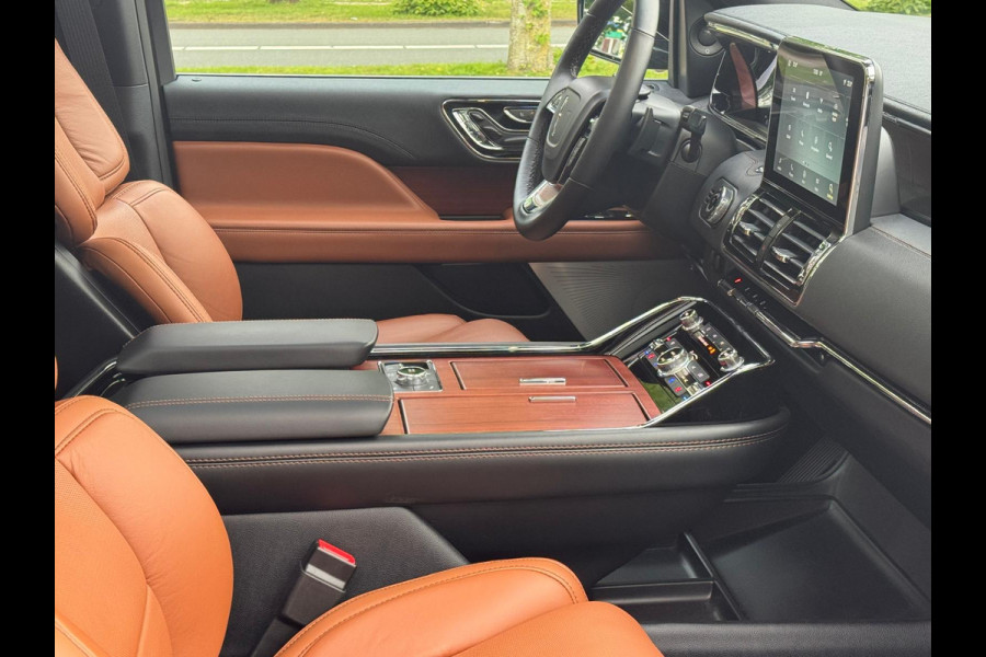 Lincoln Navigator 3.5L V6 Lang Preferred