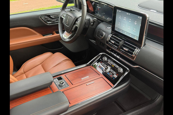 Lincoln Navigator 3.5L V6 Lang Preferred