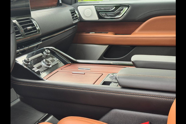 Lincoln Navigator 3.5L V6 Lang Preferred