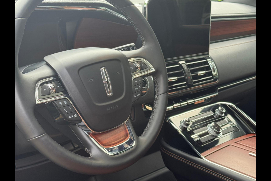 Lincoln Navigator 3.5L V6 Lang Preferred