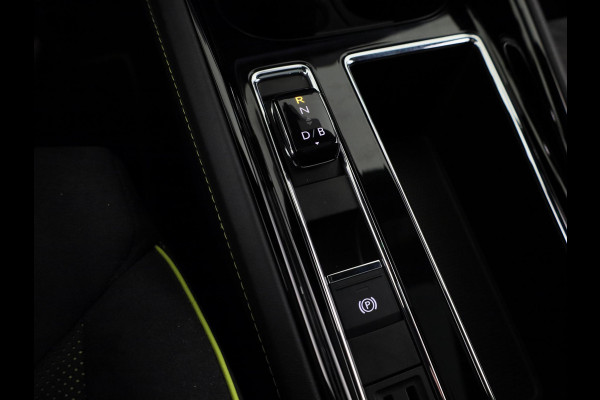 Škoda ENYAQ Coupé iV 80 RS 299pk | SoH 93% | Panoramadak | Elektrisch verstelbare stoelen met geheugen | Verwarmbare voorstoelen en achterbank |